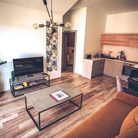 The Loft - Garncarska 1 Bed and Breakfast Piotrków Trybunalski Εξωτερικό φωτογραφία