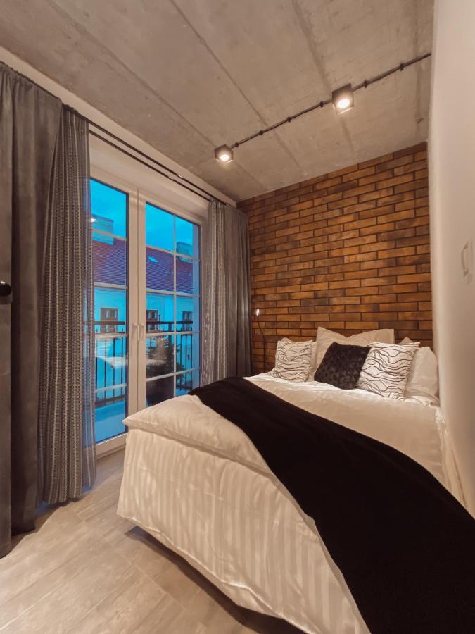 The Loft - Garncarska 1 Bed and Breakfast Piotrków Trybunalski Εξωτερικό φωτογραφία